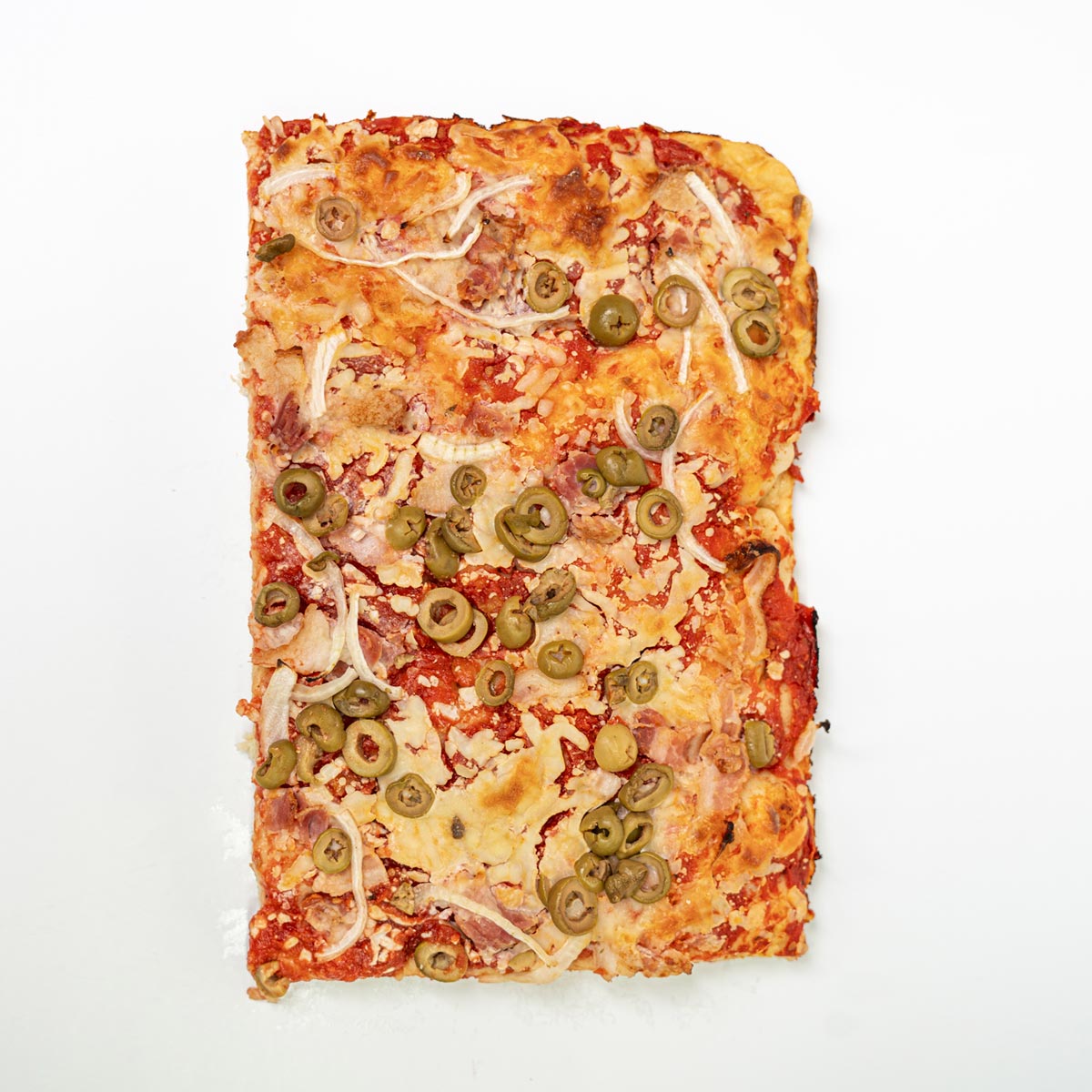 Olive, Bacon and Onion Pizza