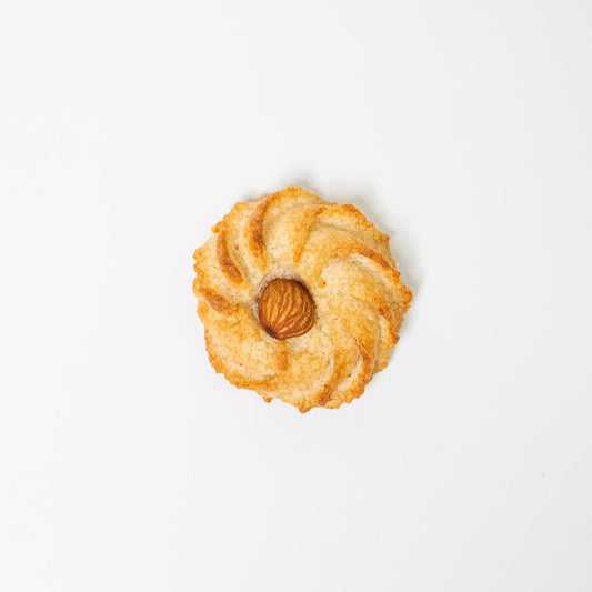Almond cookie