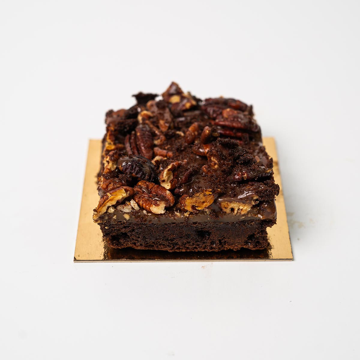 Brownie au caramel et noix de pecan